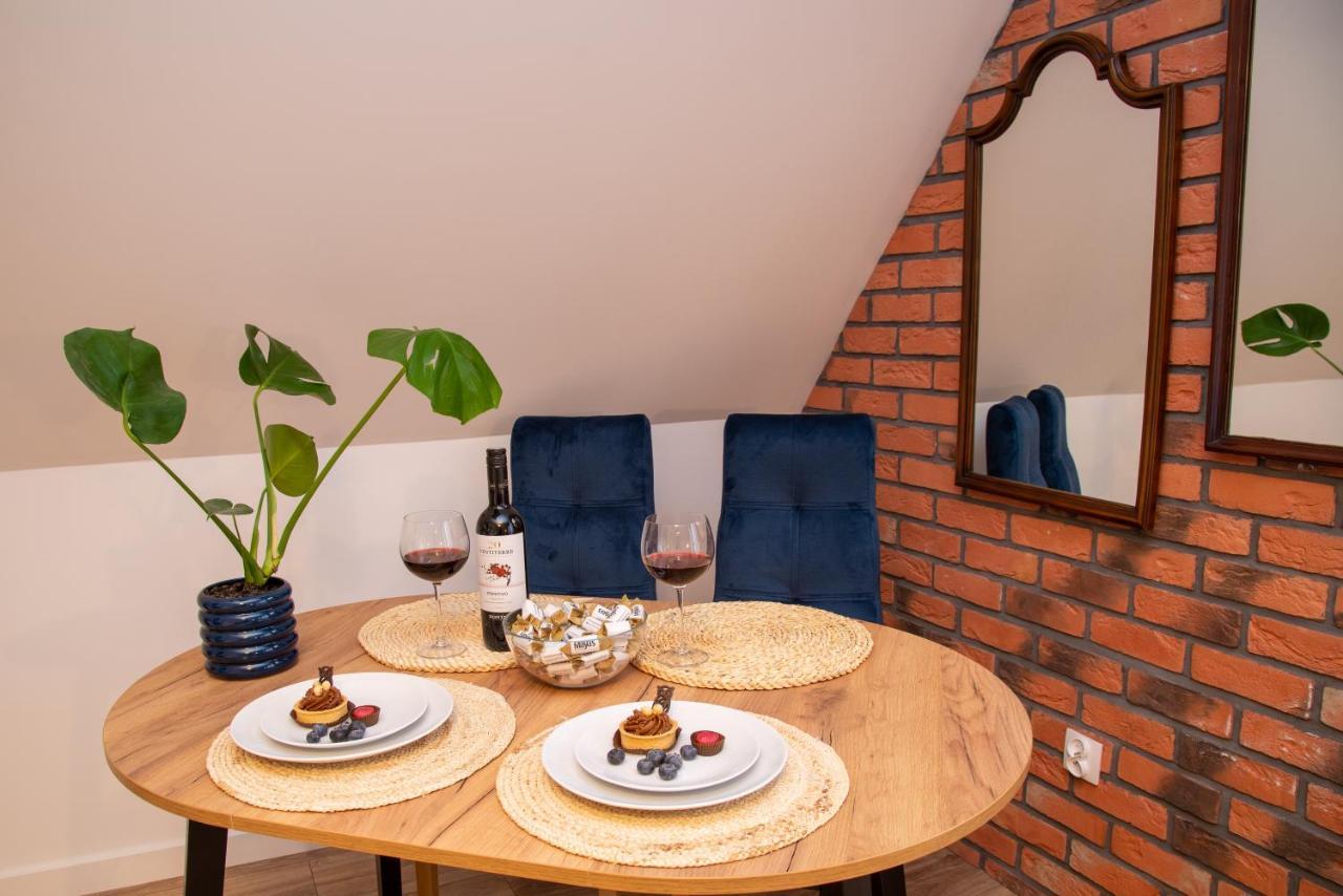 Апартаменты Dluga 66 Attic Гданьск Экстерьер фото